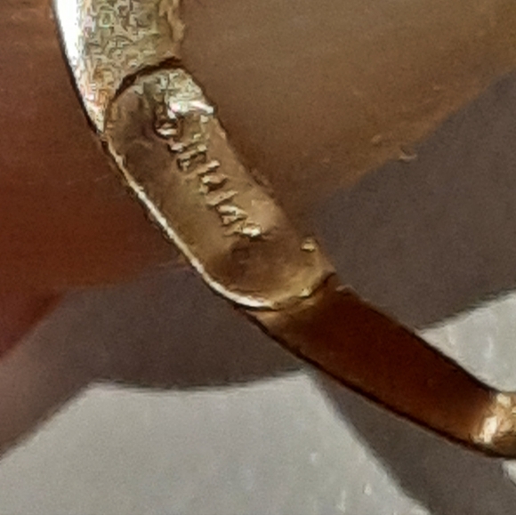 Authentic genuine solid 14K yellow gold 💛 CZ Floating open heart Pendant CHARM - Picture 5 of 6